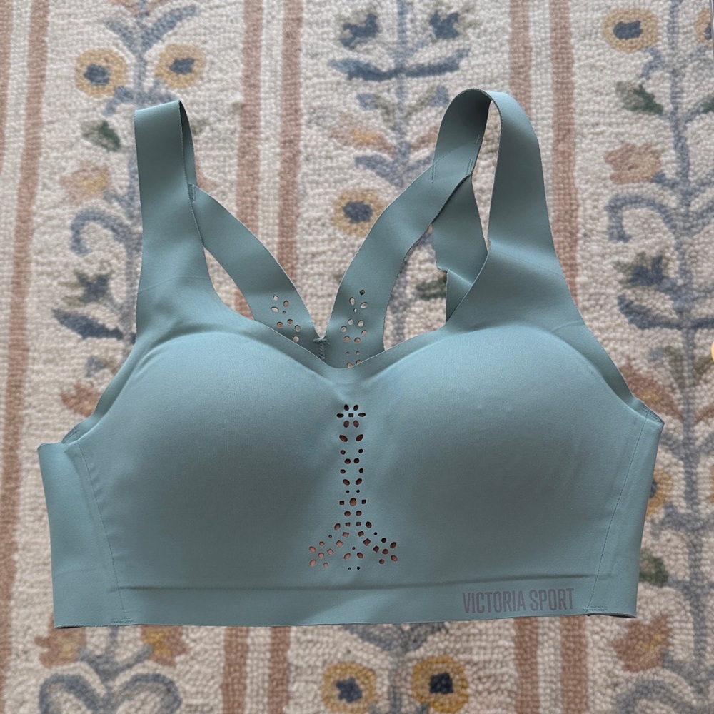 Victoria Sport Perforated Sports Bra